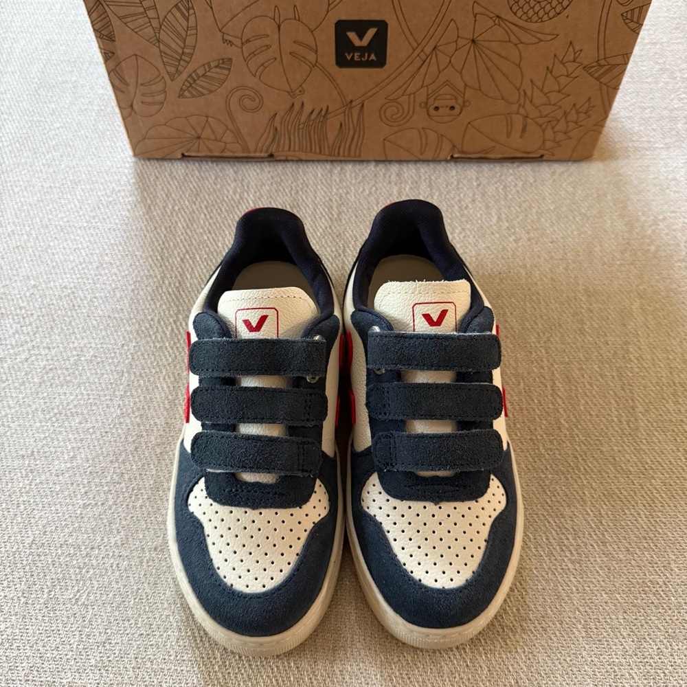 NIB Veja V-10 Small Leather Sneakers Pure Pekin Nautico - Picture 4 of 5